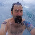 Aaron Roland - @hormigacuatica - Instagram