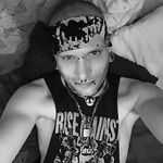Aaron Schott - @aaronschott84 - Instagram