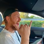 Aaron Schwab - @aari_auf_safari - Instagram