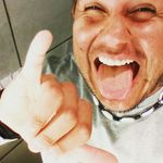 Aye Aye Ron - @theaaronsession - Instagram