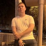 Aaron Toms - @aaron_t0ms - Instagram