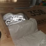 aaron van den berg - @yeezy_reseller7836 - Instagram