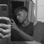 Aarón Vargas - @aaron._.vargas - Instagram