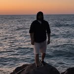 Aaron Vela - @avela23 - Instagram