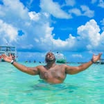 Aaron Walker - @hk_qastro - Instagram