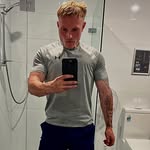 az - @aaron_weeding - Instagram