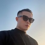 Aaron 吳維倫 - @aaron_wu__ - Instagram