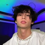 Aaron Xavier - @aaro.nxevier - Instagram