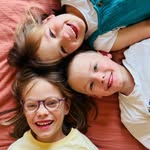 Triplés : Nya, Aaron & Zélie - @alexiandtriplets - Instagram