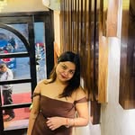 𝓐𝓪𝓼𝓽𝓱𝓪 - @aastha_sinha04 - Instagram