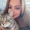 Abby Austin 🐝 - @abby_austin_90 - TikTok