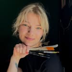 Abbey Hailey-Acrylic Artist - @abbeyhaileyart - Instagram