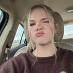 Abbi Carter - @abbixcarter - Instagram
