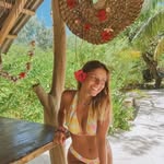Abbie Cameron - @kathm_artini - Instagram