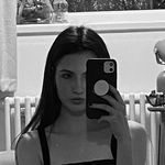 @abbiecavers - Instagram