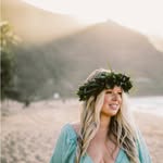 Abbie Moon Hand - @adventureisyourmiddlename - Instagram