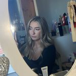 Abbie Holmes🦋 - @abbiex579 - Instagram