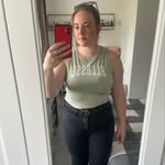 Abbie Howard - @abbiehoward23 - Instagram