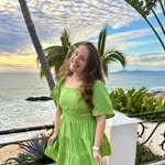 Abbie Levitt - @literaturewithlevitt - Instagram