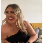 Abigail Mole - @abbiemole - Instagram