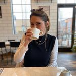 Abbie Porter - @porterhousereads - Instagram