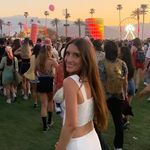 Abby Beach - @abbybeach - Instagram