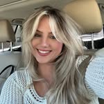 Abby Decker - @abbyrosieposie - Instagram