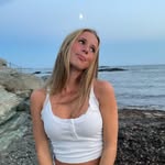 AMD - @_abbydesantis - Instagram