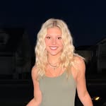Abby’s Closet - @abbydietzencloset - Instagram