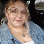 Abby Downing - @lookitsleona - Instagram