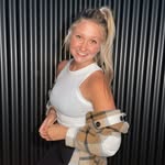 @abby.mellottscloset - Instagram