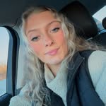 abby :) - @abby.render - Instagram