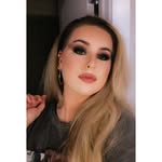 𝓐𝓫𝓫𝔂 - @_abbyrobichaud - Instagram