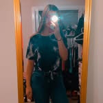 Abby Crump - @abbycrumpsclosetsale - Instagram