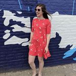 Abby Russo - @brownhairbooksandbrews - Instagram