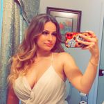 Abby Schaeffer - @everyone.likes.waffles - Instagram