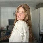 Samantha Abègale - @sammyabegaleh - Instagram
