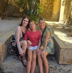 Abi Norton - Facebook