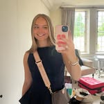 Abz - @abigailbeechh - Instagram