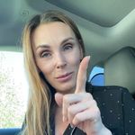 Betts Abigail - @bettsabigail2 - Instagram