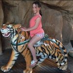 abigail burke - @abbyycutter - Instagram