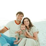 Josiah + Abigail Cobb - @abandjoecobb - Instagram