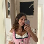 Abigail Earle - Facebook
