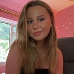 Abigail Simpson - @_abigail_simpson - Instagram