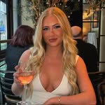 Abs - @abigail_wheatley - Instagram