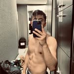 Abraham Cortés - @abraham_cortes98 - Instagram