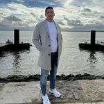 Abraham Perales - @abraham.perales - Instagram