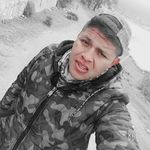 Abraham Romo - @romo7850 - Instagram