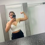 Abril Cano - @gissel2105 - Instagram