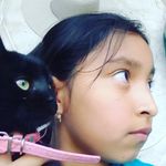 Abril Estrella Mariano Celis - @selaliestrella - Instagram